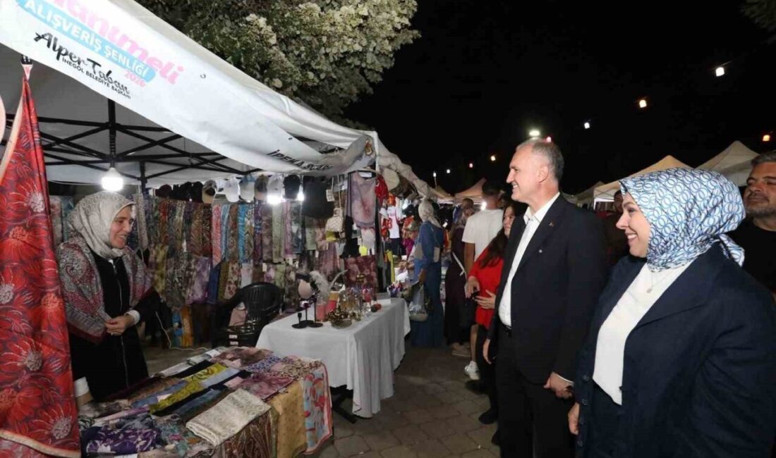 Hanımeli alışveriş şenliği tüm coşkusuyla devam ediyor İnegöl Belediyesi’nin Terziler Odası iş birliğinde bu yıl 5’incisini düzenlediği