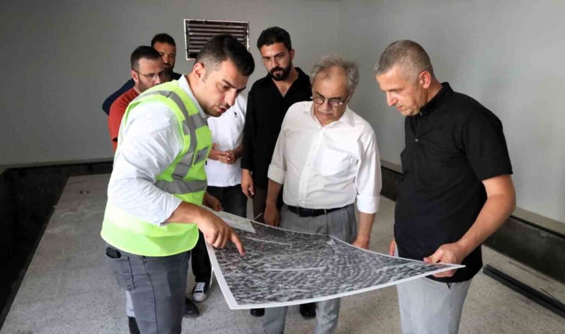 Hayri Baraçlı projeleri yerinde inceledi Kocaeli Büyükşehir Belediyesi Genel Sekreteri Hayri Baraçlı, Gebze’de yapımı devam