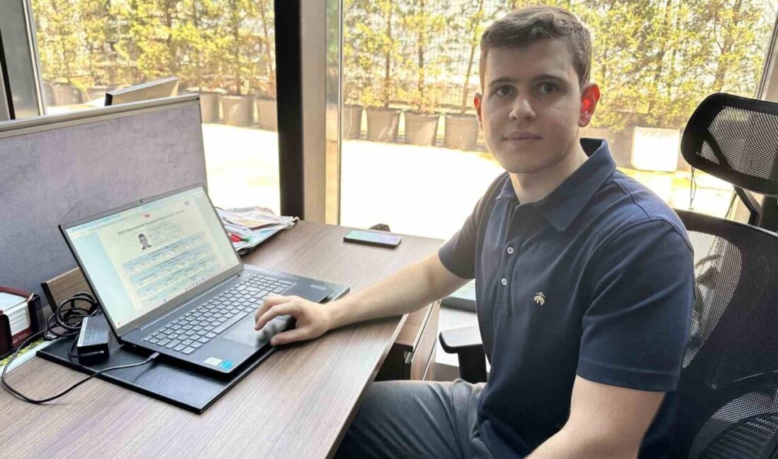 İstanbul’da Yükseköğretim Kurumları Sınavı’nda (YKS) büyük başarı elde eden Şerif