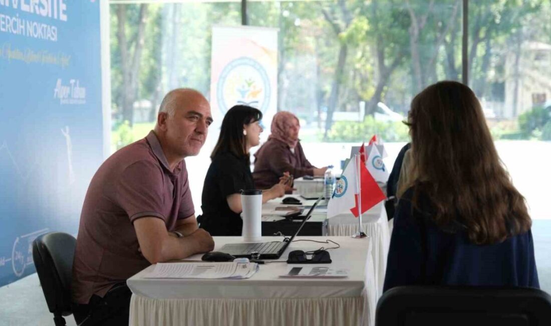 İnegöl Belediyesi’nden öğrencilere ücretsiz YKS tercih danışmanlığı İnegöl Belediyesi, her yıl olduğu gibi bu yıl da üniversite