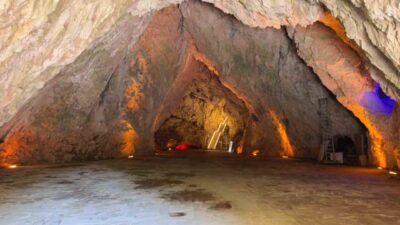 Bursa’nın İnegöl ilçesinde her yıl binlerce yerli ve yabancı turistin