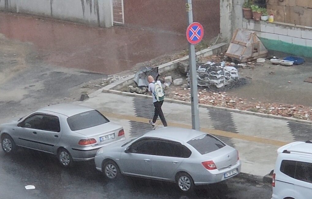 İstanbul’da gün boyu etkili olan sağanak yağış, zaman zaman etkisini