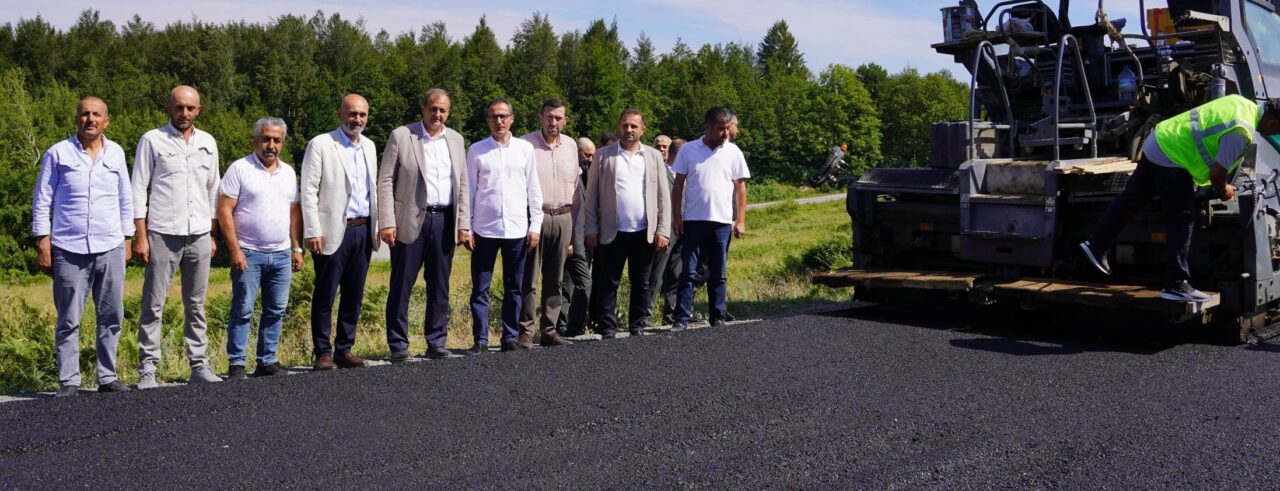 İznik-Gölcük bağlantı yolu Hacıosman mevkiinde, Bursa Büyükşehir Belediyesi tarafından sıcak