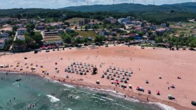 Kocaeli’nin Kandıra ilçesinde olumsuz hava ve deniz şartları nedeniyle Kovanağzı,