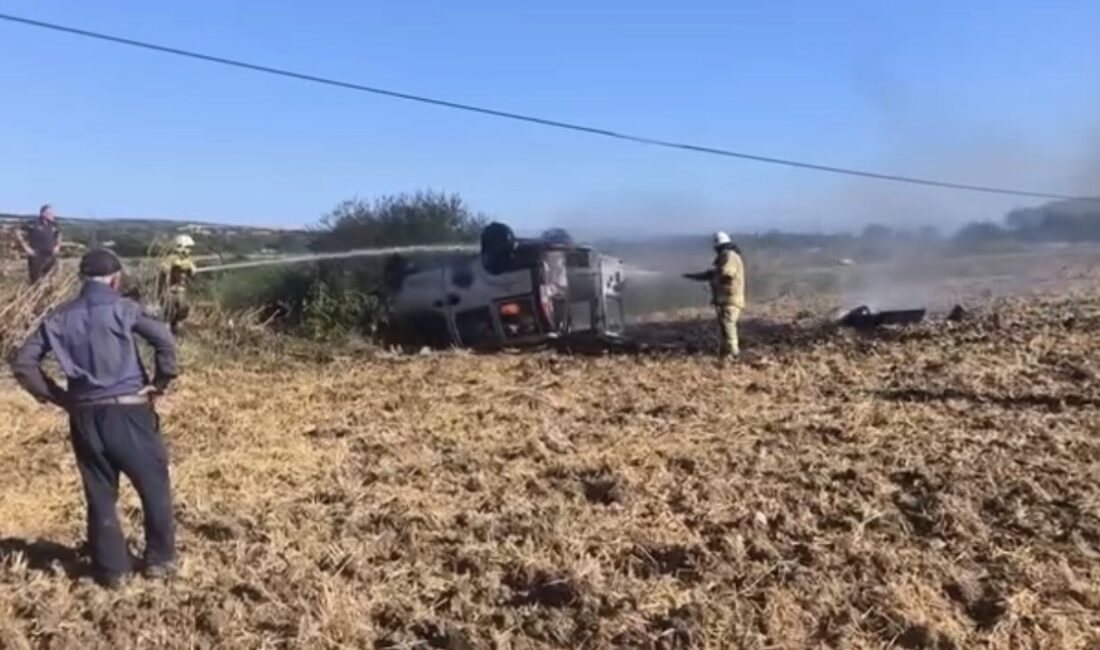 Kazada takla atan otomobil alevlere teslim oldu Bursa’nın Karacabey ilçesinde meydana gelen trafik kazasında takla atan otomobil