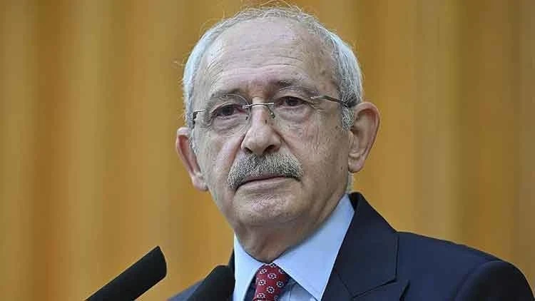 CHP'de kalan 44 milletvekili şu isimlerden oluştu.