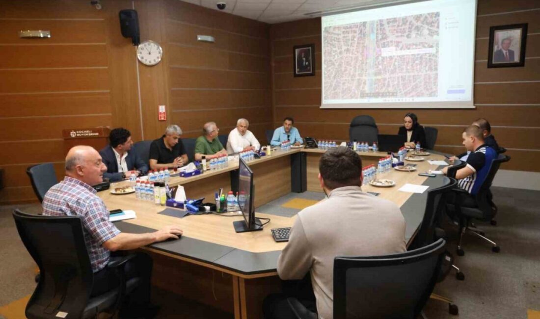 Kocaeli’de kuralları ihlal eden 89 şoföre para cezası Kocaeli’de toplu taşıma araçlarına yönelik gerçekleştirilen denetimlerde, kurallara uymadığı tespit