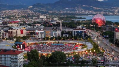 Kocaeli’de hayata geçirilen meydanlar, millet bahçeleri ve doğal yaşam alanları;