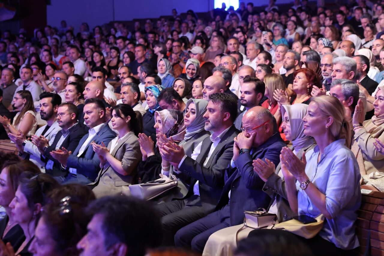 64. Bursa Festivali Muhteşem Konserle Başladı 3 Bülten Medya -
