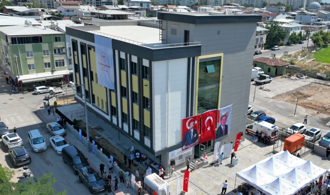 Mahalle Mahalle Sağlık Atağı Bursa Büyükşehir Belediyesi Başkan Vekili Şahin Biba, Doğanevler Sağlıklı Hayat