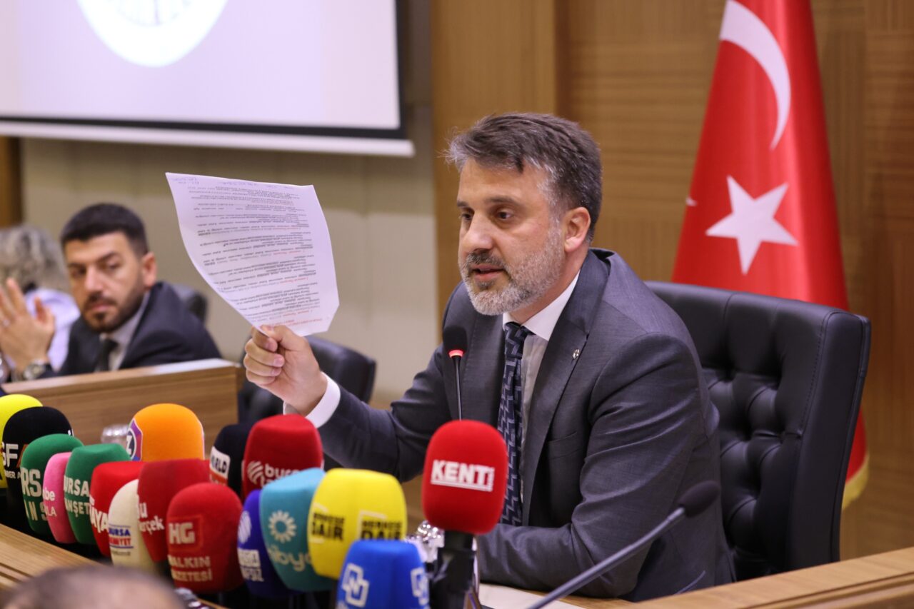 Bursa Büyükşehir Belediye Meclisi'nde konuşan Başkan Vekili Şahin Biba, son