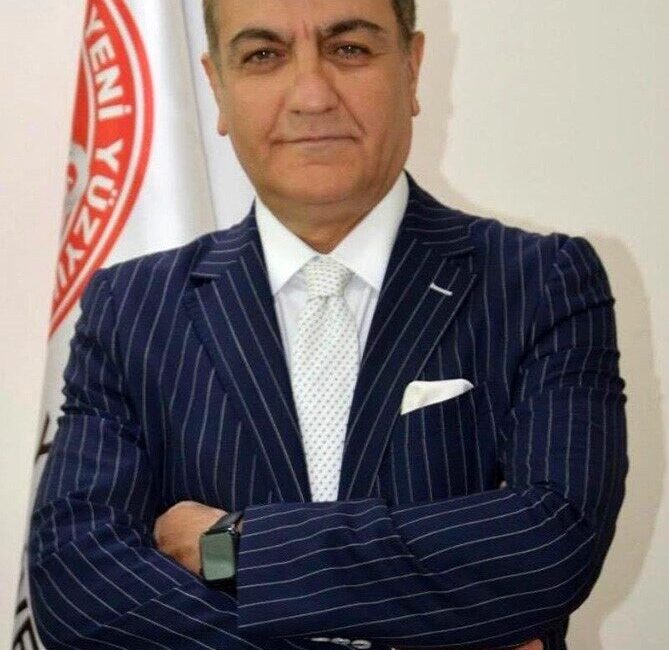 Üniversite adaylarının puanlarını ve başarı sıralarını öğrenmesiyle heyecanlı tercih ve