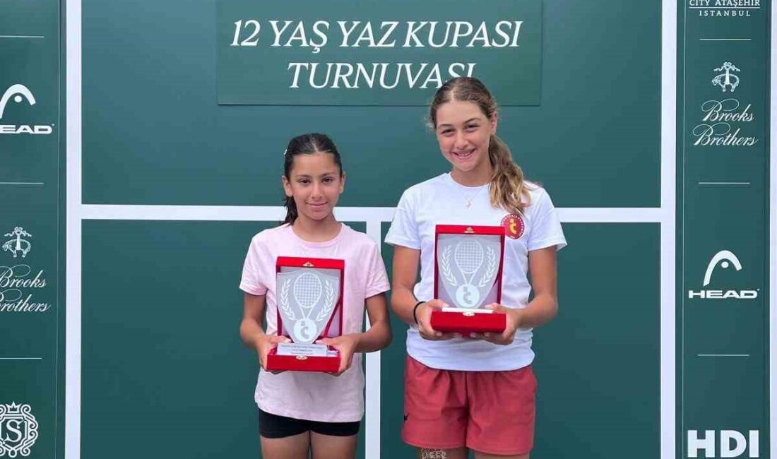 Osmangazi’li raketten gururlandıran başarı Osmangazi Belediyespor Tenis Takımı sporcusu Azra Özyardımcı, İstanbul’da düzenlenen 12