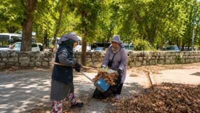 Karacabey Belediyesi Park ve Bahçeler Müdürlüğü, ilçe genelinde çocuk parklarından