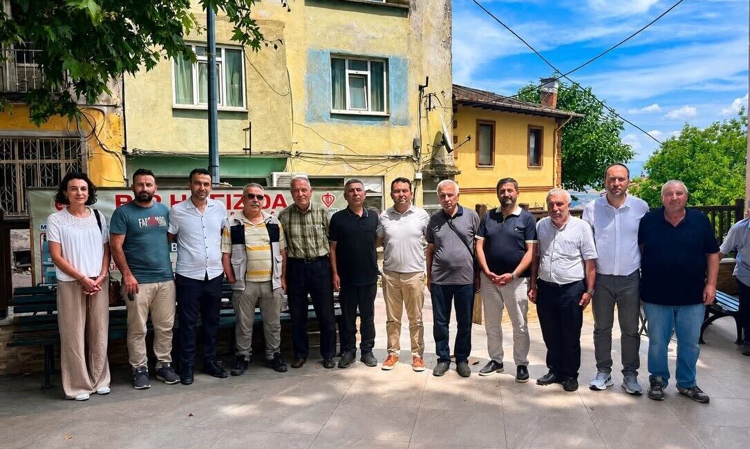 Şehit Uzman Çavuş Abdurrahman Hilal için Mevlid-i Şerif okutuldu Bilecik’te şehit Uzman Çavuş Abdurrahman Hilal için Mevlid-i Şerif okutuldu.