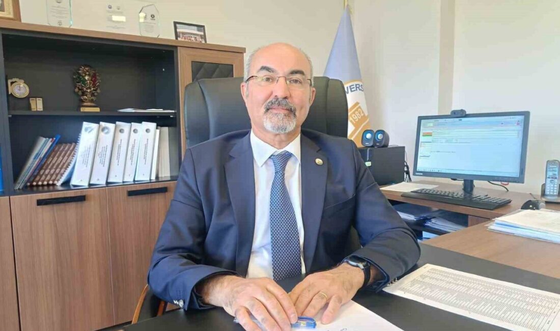 Sıcak havalarda gizli tehlike: Yetersiz su tüketimi hayati risk oluşturuyor İç Hastalıkları ve Nefroloji Uzmanı Prof. Dr. Sedat Üstündağ, hava