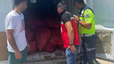 Tekirdağ’ın Malkara ilçesinde otoyolda gerçekleştirilen denetimlerde, nakil belgesi bulunmayan ve