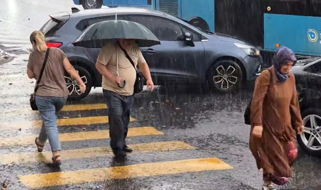 Tekirdağ’da şiddetli yağış Tekirdağ’ın Süleymanpaşa ilçesinde etkili olan şiddetli yağış, vatandaşlara zor anlar