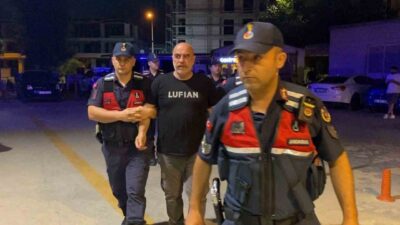 Bursa'nın İnegöl ilçesinde düzenlenen jandarma operasyonunda gözaltına alınan yönetmen Ezel
