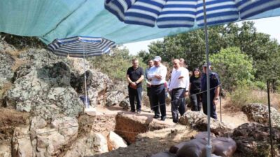 Çanakkale Valisi Doç. Dr. Ömer Toraman, Çan ilçesinde bulunan Paleolitik