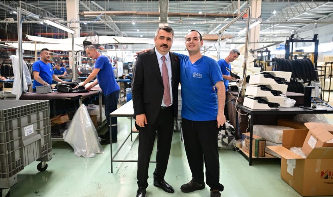 Bu kez yüzlerce kişiye umut oldu! Yıldırım Belediyesi'nin İstihdam Merkezi, 2026'nın ilk 6 ayında 255 kişinin