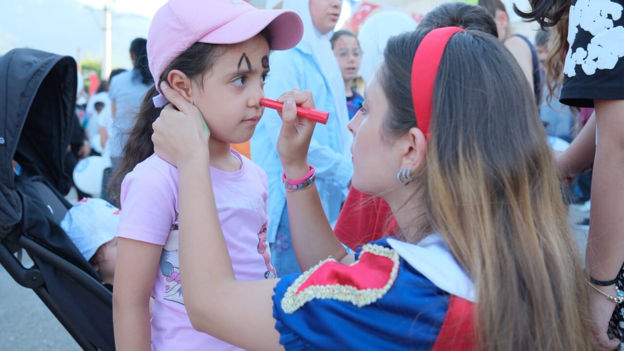 Çocuklar doyasıya eğlendi 1 Bülten Medya -