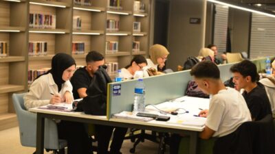 Yıldırım Belediyesi tarafından ilçeye kazandırılan modern kütüphaneler, öğrencilerden araştırmacılara kadar