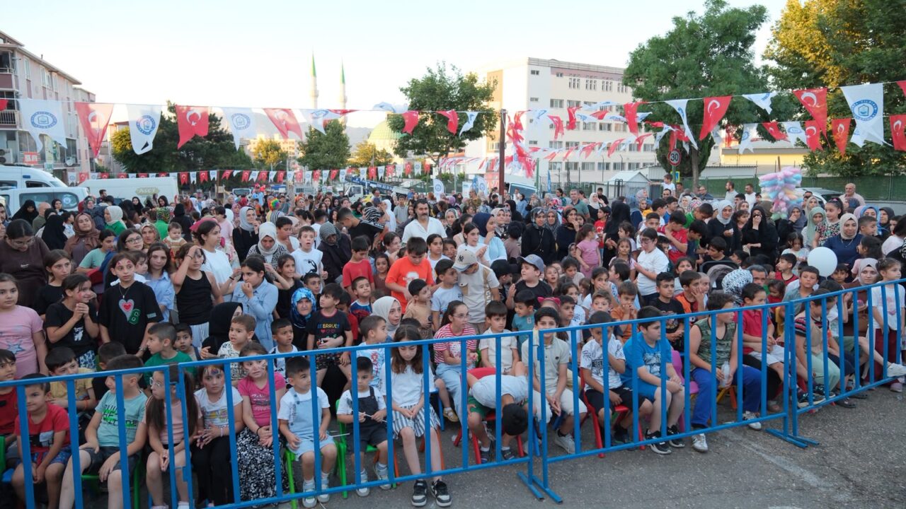 Çocuklar doyasıya eğlendi 3 Bülten Medya -