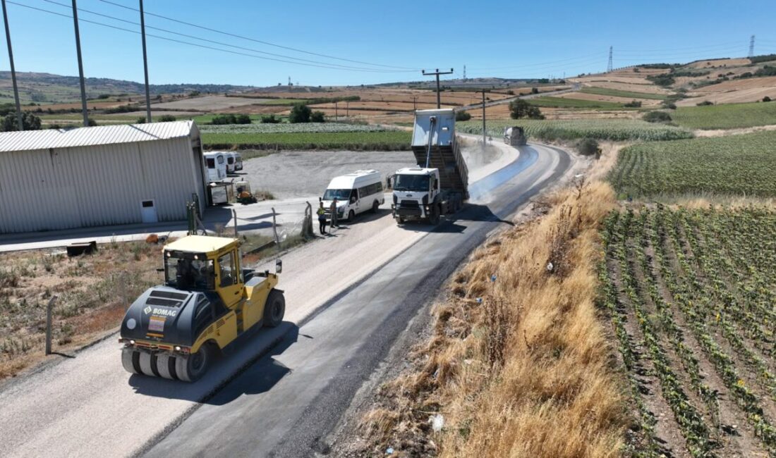 12 Mahallenin Yolu Yenileniyor Bursa Büyükşehir Belediyesi, Karacabey ve Mustafakemalpaşa'da toplam 12 mahalleyi kapsayan