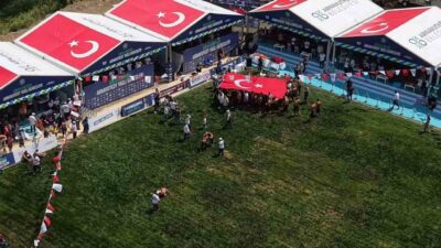 Arnavutköy Belediyesi tarafından bu yıl 11’incisi düzenlenen Geleneksel Yağlı Güreşleri’nde