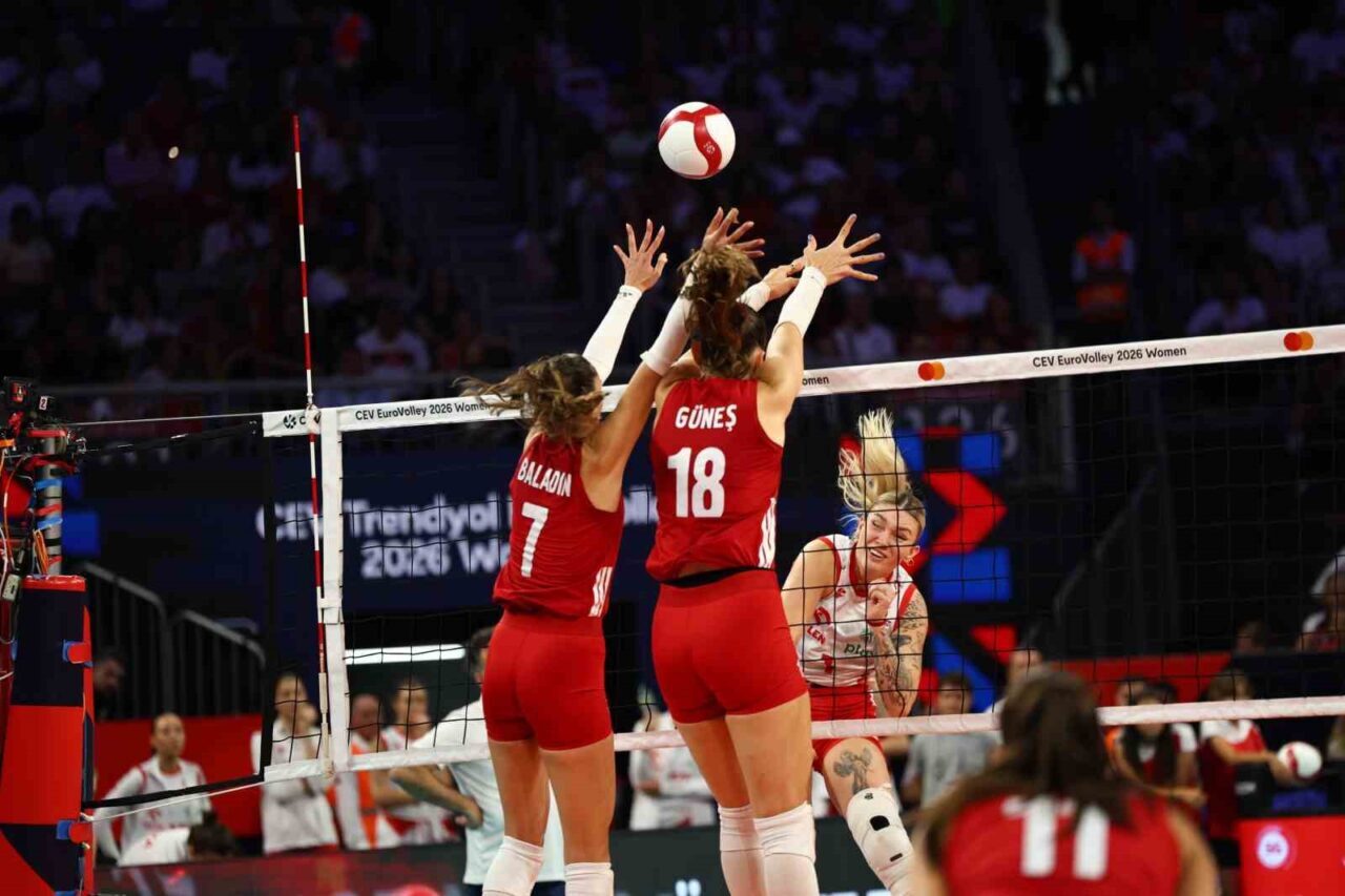 2026 CEV Avrupa Voleybol Şampiyonası: Türkiye: 2 - Polonya: 3 122 Bülten Medya -