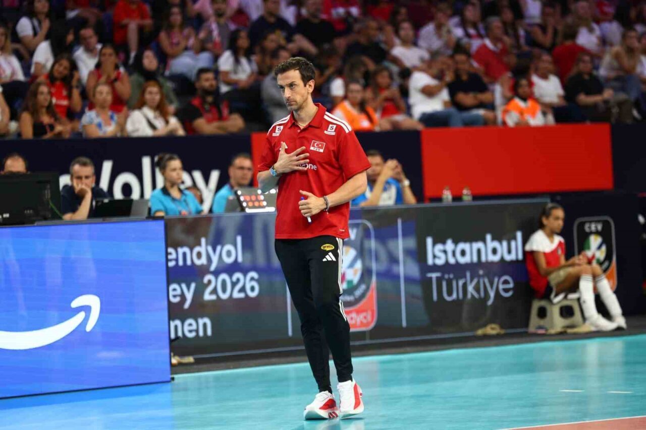 2026 CEV Avrupa Voleybol Şampiyonası: Türkiye: 2 - Polonya: 3 111 Bülten Medya -