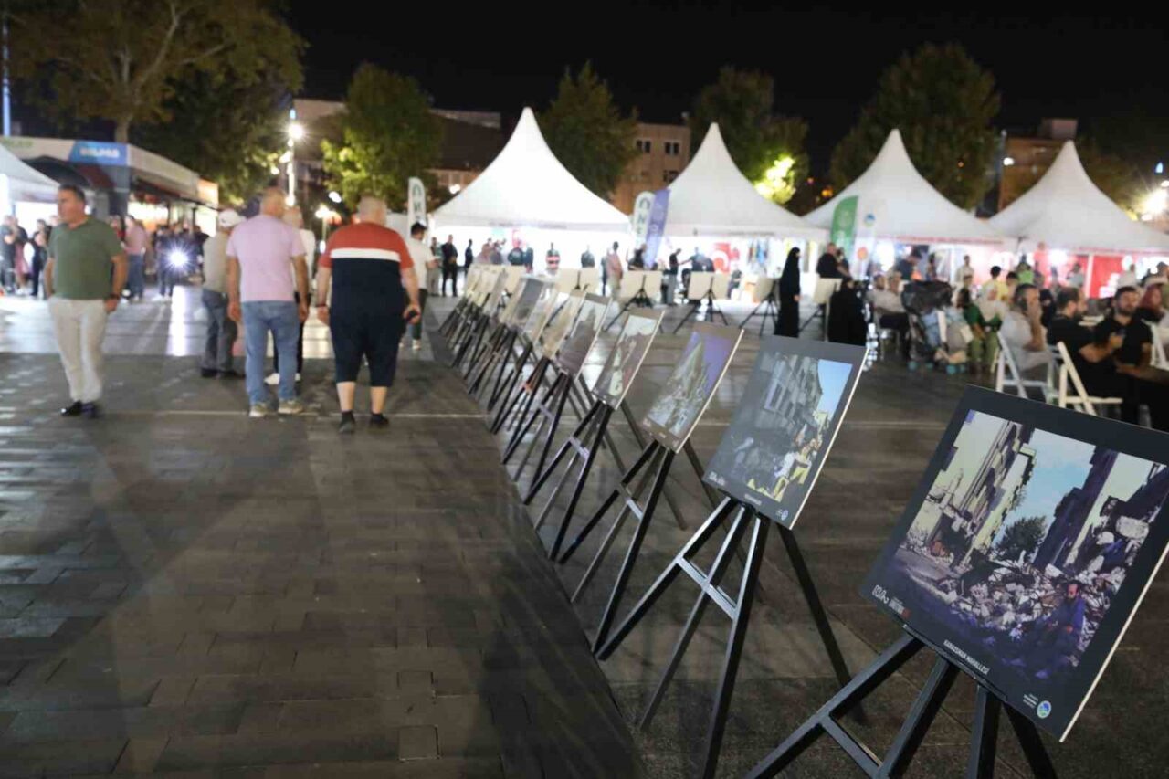 27 yıl önce depremde hayatını kaybedenler Sakarya’da anıldı 24 Bülten Medya -