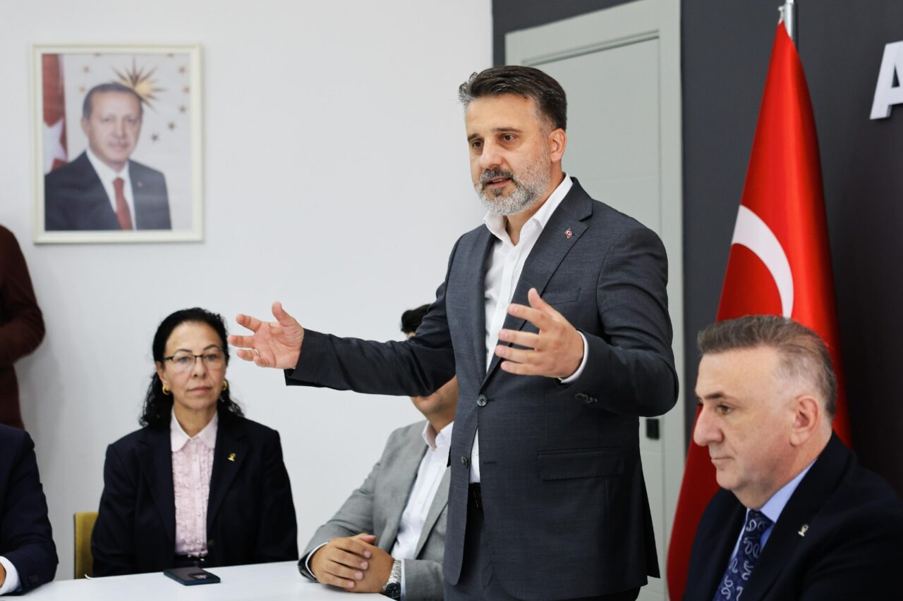 Bursa Büyükşehir Belediyesi Başkan Vekili Şahin Biba, Mudanya ziyaretinde 1.060