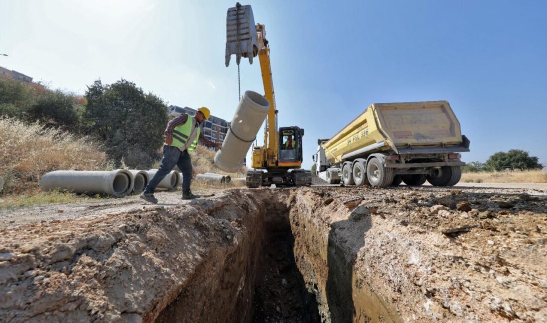 Nilüfer’de altyapı atağı: 7 bin 600 metre tamamlanıyor Bursa Büyükşehir Belediyesi, Nilüfer’de 6 mahallede yürüttüğü çalışmalarla 7 bin