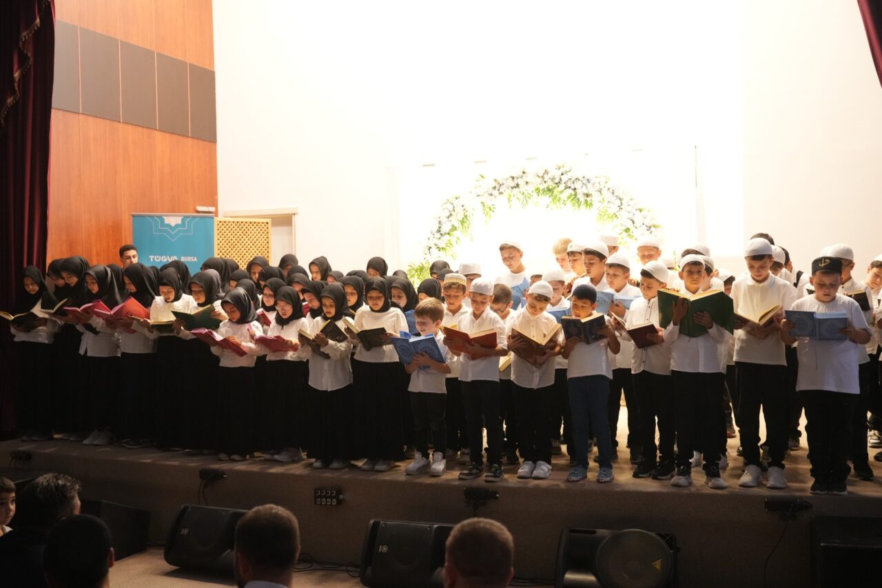 Yenişehir’de yaz okulundan 240 öğrenci mezun oldu 1 Bülten Medya -