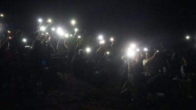 Yenişehir Belediyesi’nin Çiçeközü Göleti’nde düzenlediği Perseid Meteor Yağmuru gözlem etkinliği,