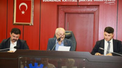 Gebze Belediyesi, üniversiteyi ilk kez kazanan öğrencilere verdiği eğitim desteğini