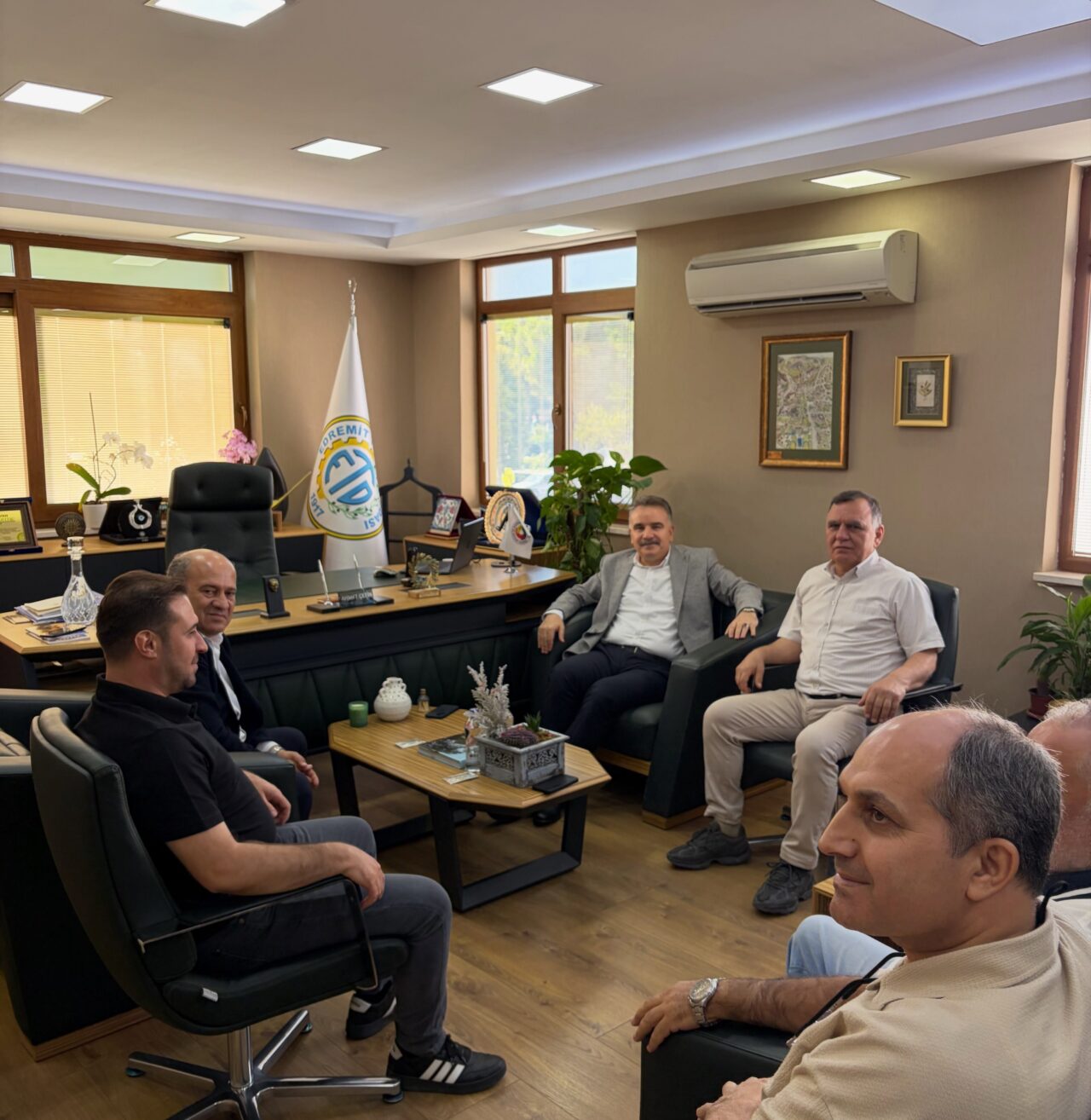 Kaymakam Odabaş’tan Edremit’e veda 1 Bülten Medya -