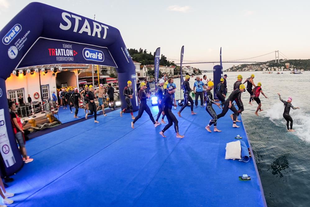 Boğaz’da kıtalararası triatlon heyecanı! 2 Bülten Medya -
