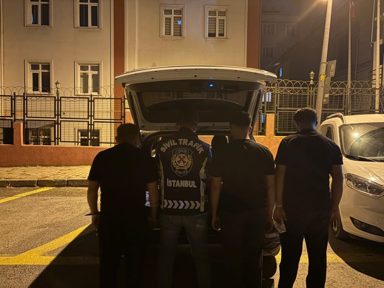 Esenyurt’ta başka bir sürücüyü takip ederek aracından inip saldırdığı belirlenen