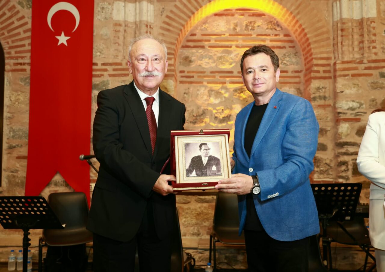 Altan Erkekli’den Osmangazi’de “Bir Memleket Hikayesi” 3 Bülten Medya -