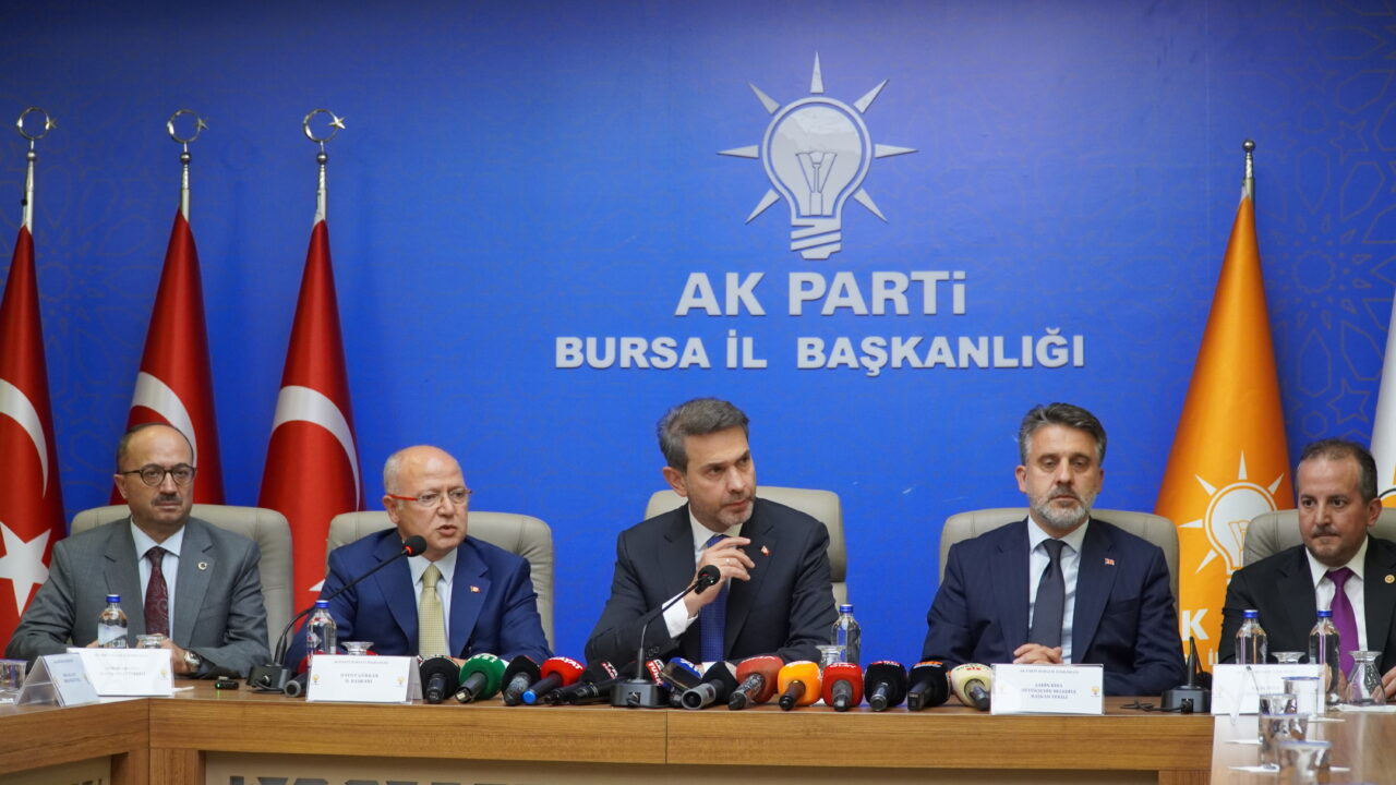 Enerji ve Tabii Kaynaklar Bakanı Alparslan Bayraktar, Bursa’da enerji altyapısına