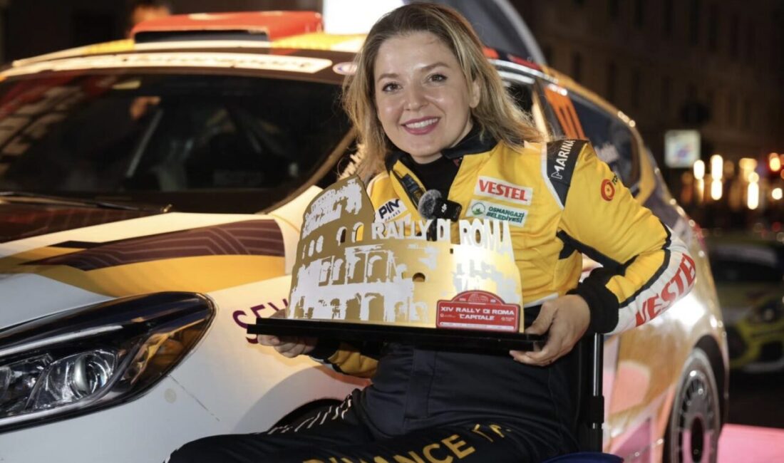Şimdi Yeni Bir Zaferin Peşinde Osmangazi Belediyesi adına uluslararası rallilerde yarışan başarılı pilot Kübra Denizci
