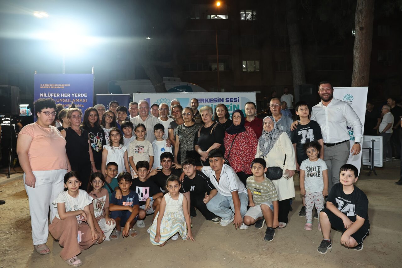 Nilüfer Belediye Başkanı Şadi Özdemir, “Şadi Başkan’la Akşam Çayı” buluşmasında