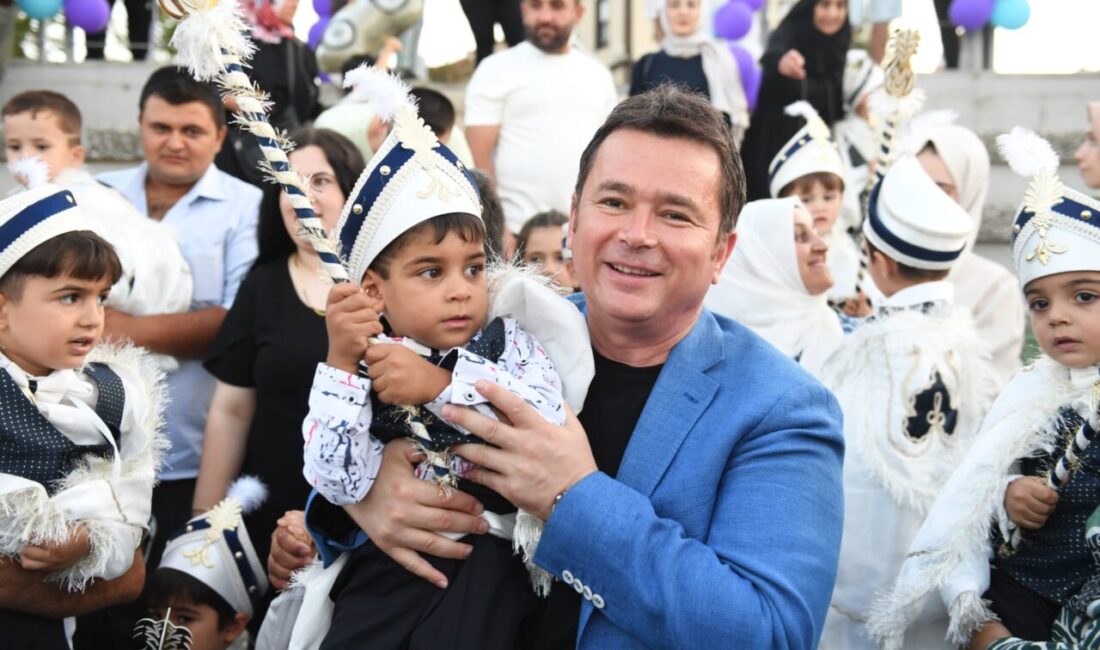 Osmangazi Belediyesi’nin geleneksel sünnet şöleni, 40 mahalleden 200 çocuğun katılımıyla