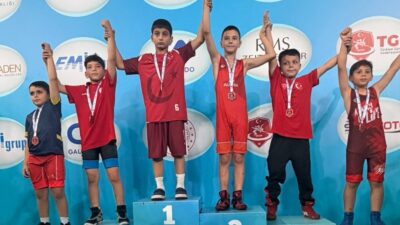 Ulusal ve uluslararası şampiyonalarda önemli dereceler elde eden Osmangazi Belediyesporlu