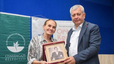 Osmangazi Belediyesi’nin 2026 Orhan Kemal Yılı kapsamında düzenlediği buluşmada usta
