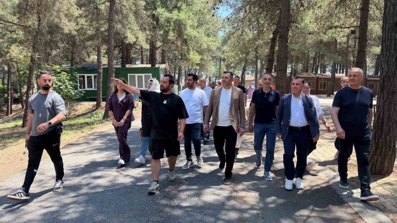 AK Parti İstanbul’dan "AK Belediyeciliği Yerinde Gör" programı 23 Bülten Medya -