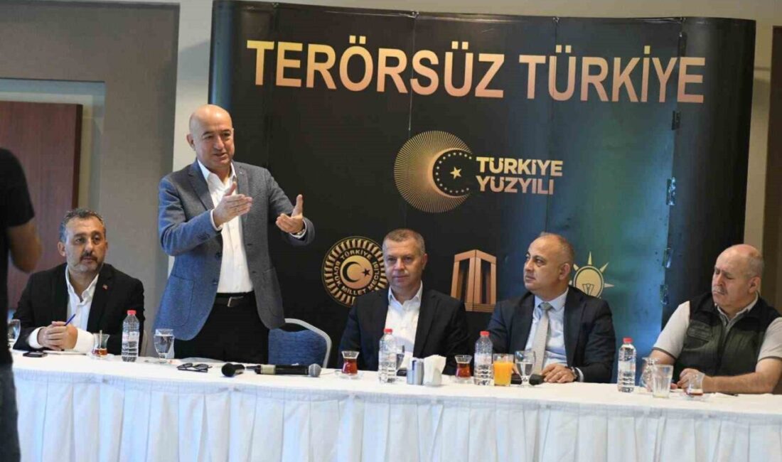 AK Parti Milletvekili Gider, “Terörsüz Türkiye, Türk milletinin zaferidir” Çanakkale’de Merkez ilçe muhtarları ile bir araya gelen AK Parti